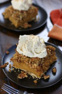 The BEST Pumpkin Crisp {Easy Thanksgiving Dessert}