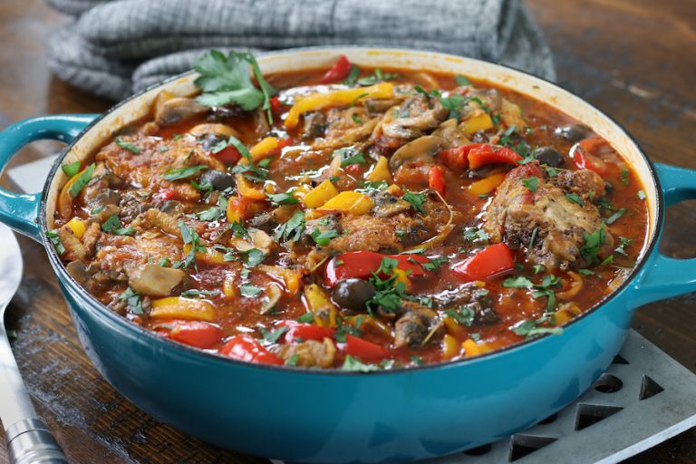 Easy Chicken Cacciatore {Pollo alla Cacciatora}